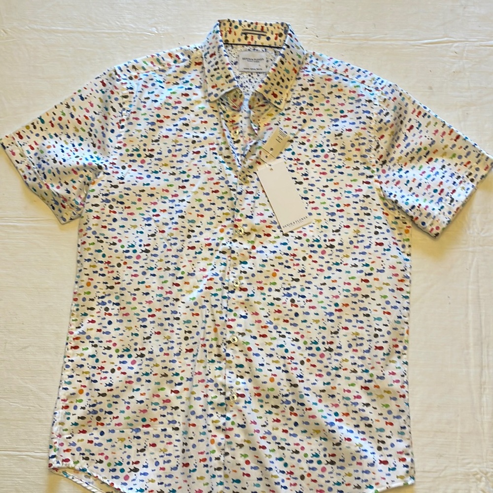 Short sleeve button down shirt